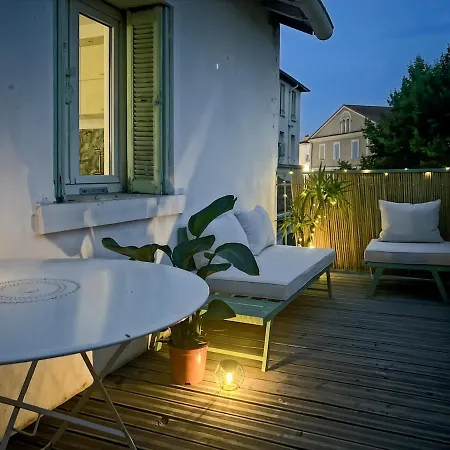 3 Pieces Terrasse Centre 아파트 Saint-Raphaël